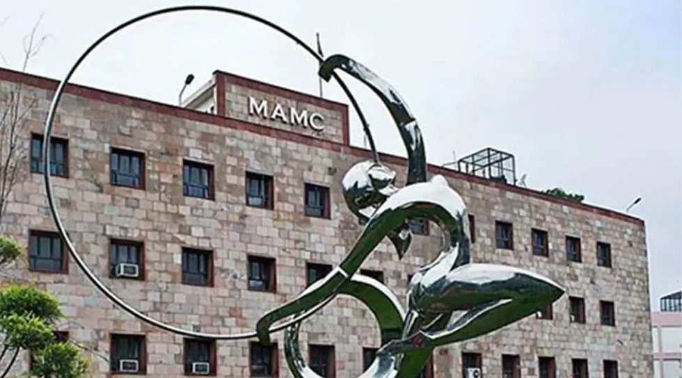 Medical Colleges in Delhi: Courses, NEET Cut-offs, Fees, Ranking, Admissions 