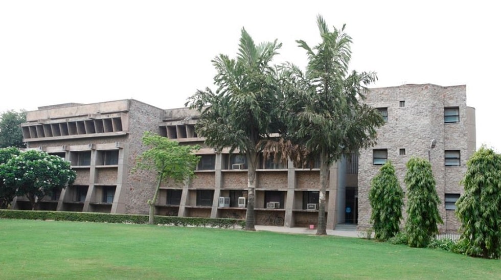 Department of Finance and Business Economics University of Delhi