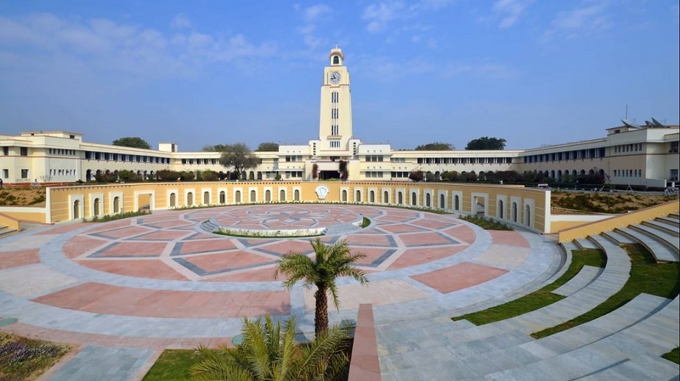 Top 10 Private Engineering Colleges in India; Rankings, Fees, Scholarships, Admissions, Placements,